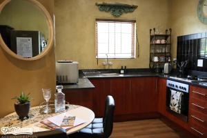 Olive & Ivy Cherry Grove 7