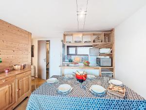 Apartment La Combe des Ours by Interhome
