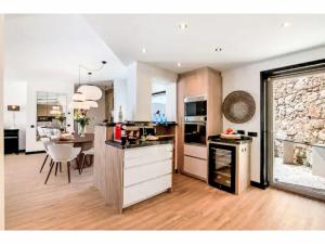 Holiday Home Gina - Sunny Way by Interhome