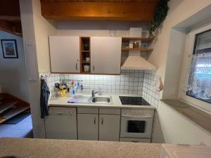 Haus Tillmann mit Hund in Hooksiel