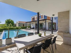 Villa Terra Gialla by Interhome