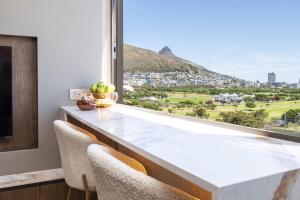 Sea View Luxury Retreat – Mouille Grange 710