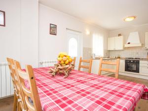 Holiday Home Sirotnjak 1 by Interhome