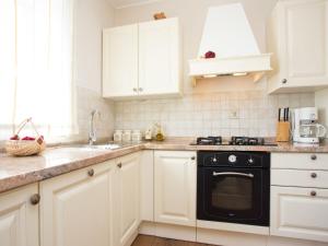 Holiday Home Sirotnjak 1 by Interhome