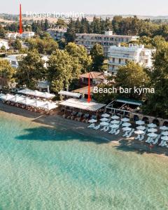 Lambrianas House beach front