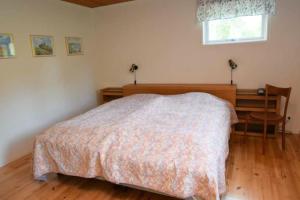 Spacious cottage in Svanesund near beach and grocery store SE09163