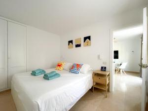 B-rent Suite Sand & Soul