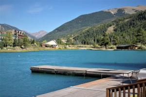 2 Bedroom Mountain Condo In Lakeside Village Near Keystone Lake With Complimentary Shuttle Service