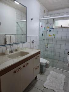 Cobertura ensolarada, confortável e tranquila