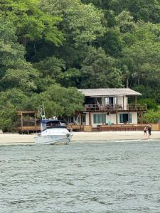 Casa capitão Netuno Ilha do Mel