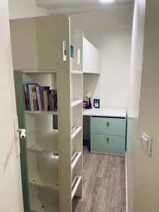 Jins cosy apartment at Paris 10ème