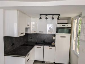 Parisian Hideaway - Heart of Montmartre, Abbesses