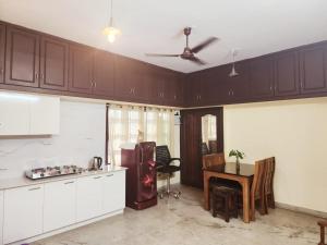 Cosy & homely full cottage