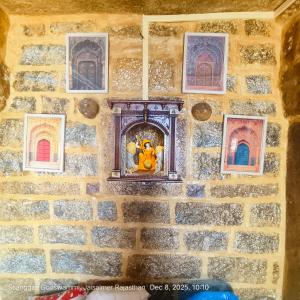 Luckypriya stay by lake