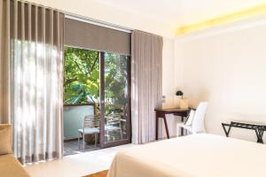 LOsteria Luxe Beachfront B&B