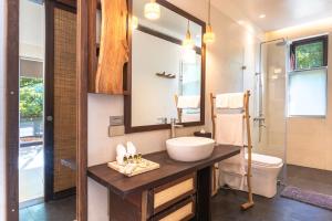 LOsteria Luxe Beachfront B&B