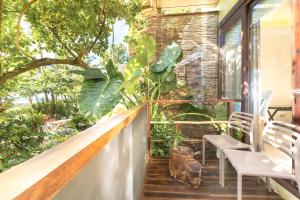 LOsteria Luxe Beachfront B&B