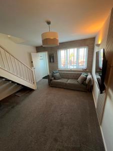 Home in Whickham Perfect for Work or Leisure - Pass the Keys