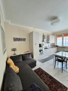 Arrivasti Stays, Spacious Home in Centre Milan