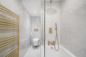 Stylish Kentish Town HomePrivate Garden Jacuzzi