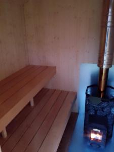 Domek lubiana180 SCANDI wśród drzew JACUZZI SAUNA KOMiNEK i TARAS na dachu jezioro Kaszuby Pieski tylko do 10kg za dodatkową opłatą