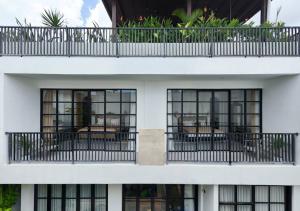 Villa Sonder 3BR private villa in Canggu