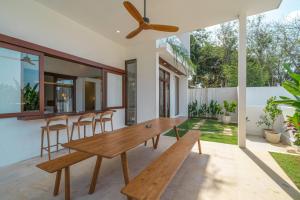 Villa Gigi 4 Bedroom Villa in Dreamland