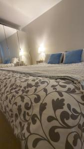 Parliament view apartment x 4