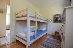 Private holiday home near the sea SE09157