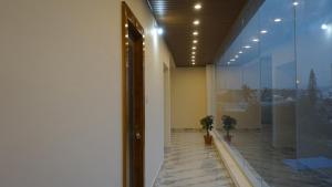 D D Luxury Inn