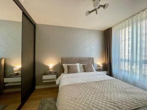 City Crown Residence Modern Two Bedroom at BW