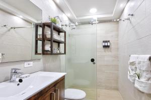 Las Olas, Juan Dolio 2bed2bath Condo