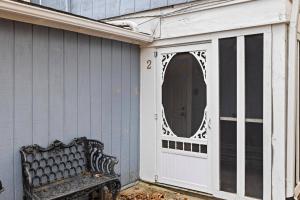 Suite 2, Quick Walk to Downtown Black Mountain