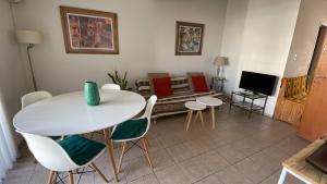 Departamento MAB Cerca de Plaza Malvinas y de la Catedral