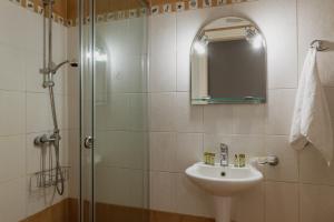 Favorite Athenian Rooftop & Apts