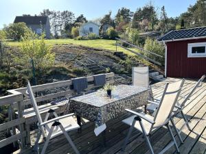 Private oasis with sea view & private jetty SE09154