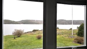 Private oasis with sea view & private jetty SE09154