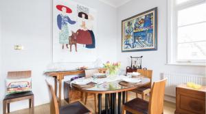 Stay Here Because Notting Hill’s Food, Style & Energy Start at Your Doorstep
