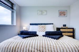 Stylish 2BR Apartment in Central High Wycombe