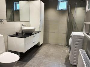 Lovely apartment, perfect for exploring Tjörn and Orust SE09153