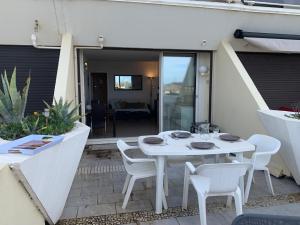 353 Appartement 4 pers Héliopolis AB vue mer