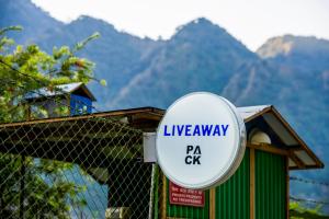 LiveAway Mussoorie, Kempty by PACK