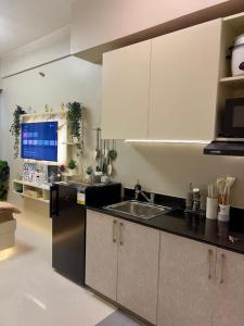 SWEET MEMORIES CONDOTEL at THE SYMPHONY TOWERS QC