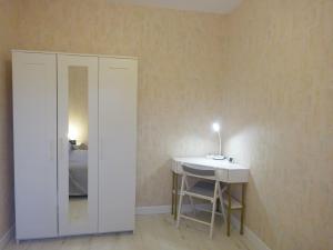 Appartement 2 pièces 2 à 4 personnes proche plage -AVELIG