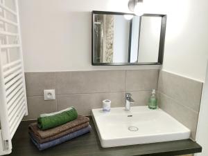 Joli appartement centre village au calme