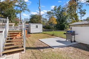 Entire house with pool near UF and Santa Fe College