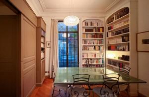 Comme dans une maison au milieu du 5ème Paris