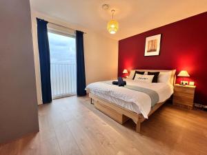 Gorgeous 3BR With 2BA in Stratford Near Westfield