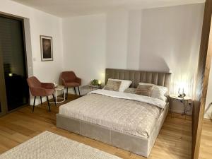 Baker House Apartments