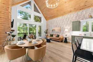 Hot Tub Pickleball Mtn Views Firepit & Porch